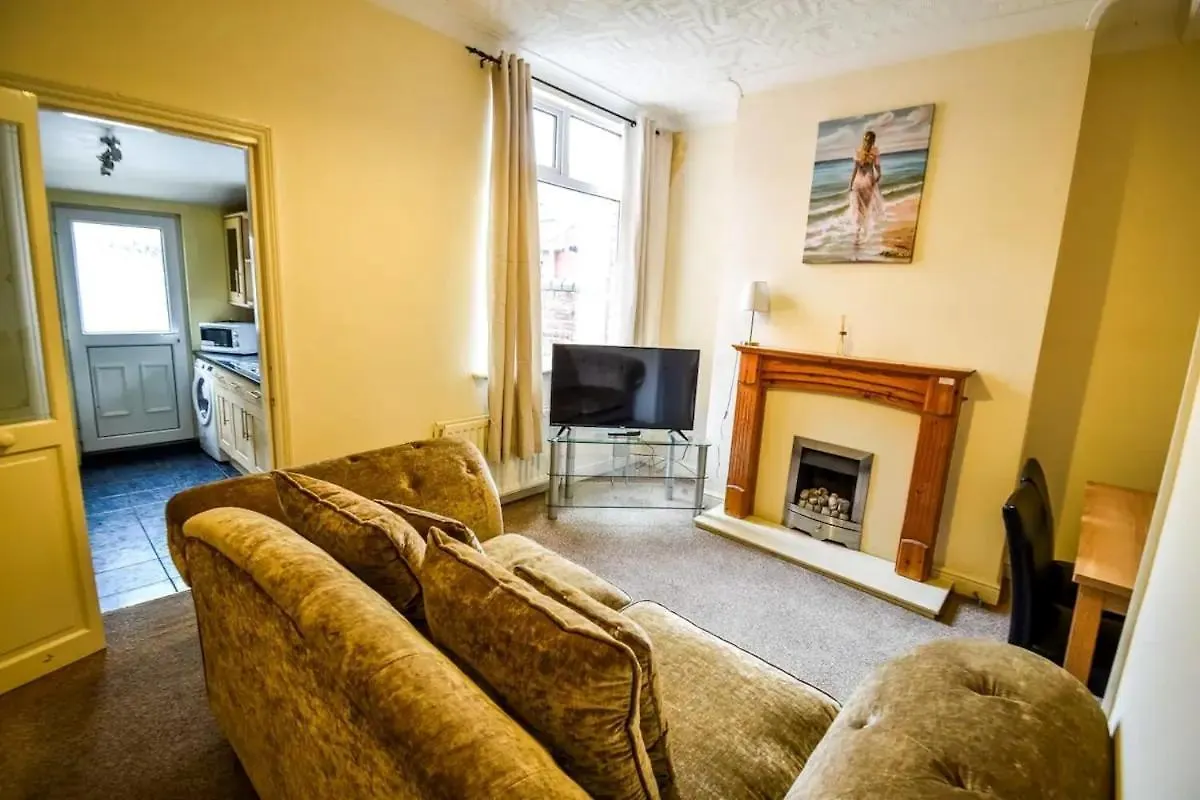 דירות רדקאר Fitzwilliam House -3 Bed House 0*,