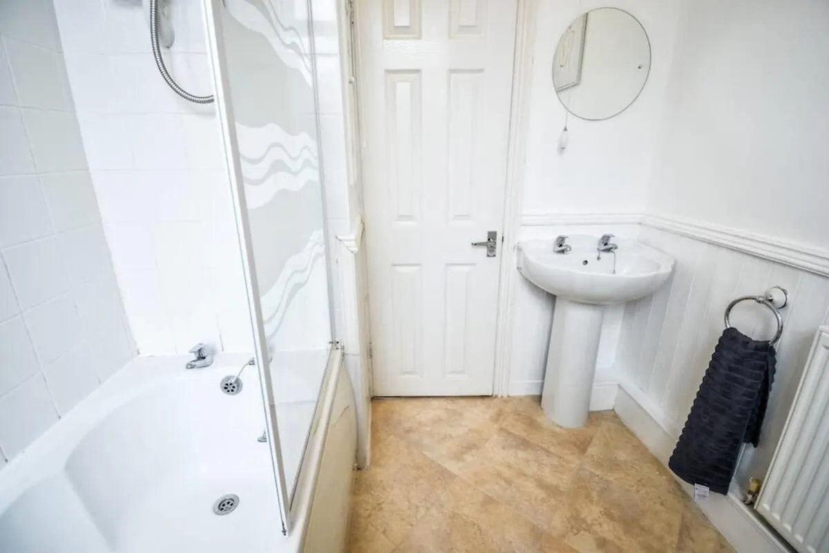 דירות רדקאר Fitzwilliam House -3 Bed House